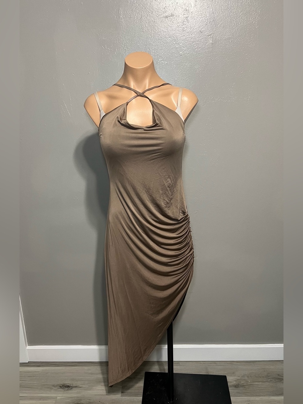 GLARE Brown Ruched Asymmetric Hem Cowl Neck Midi Dress